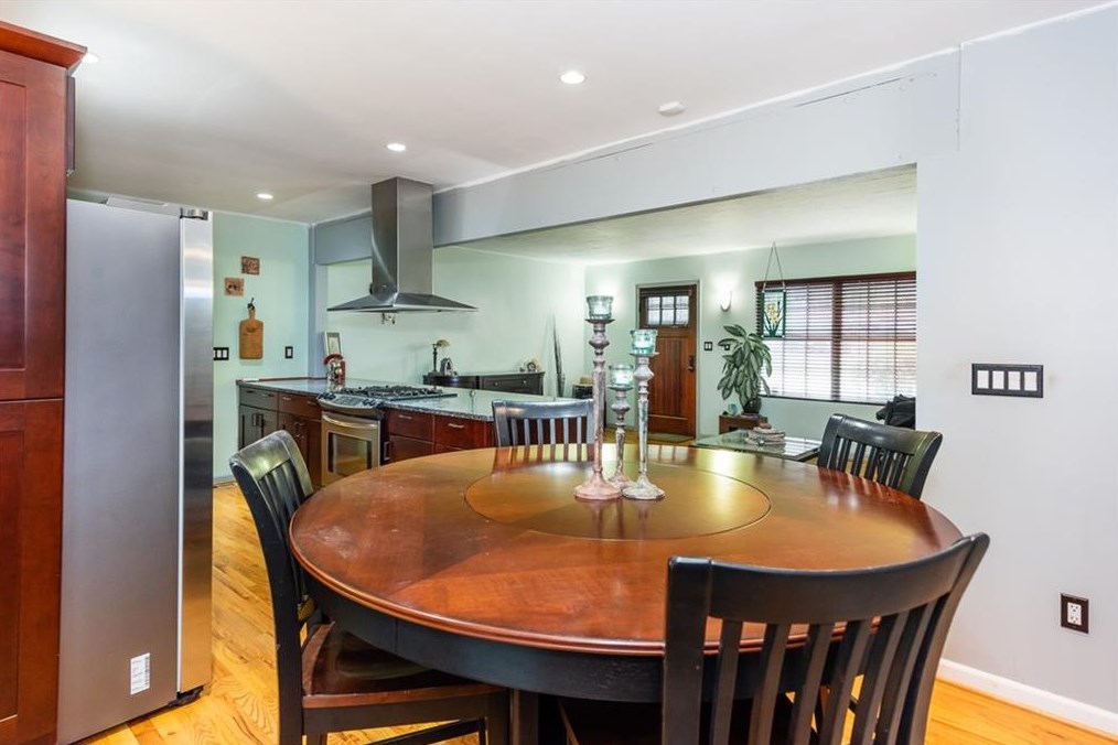 3042 Vine Cir, Decatur GA  30033-5135 exterior