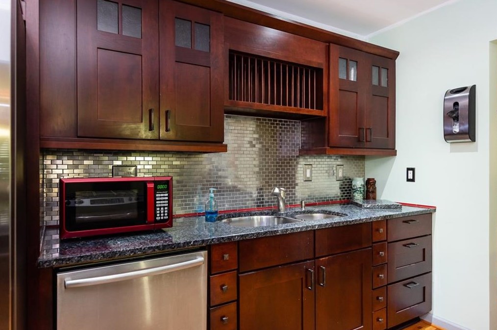 3042 Vine Cir, Decatur GA  30033-5135 exterior