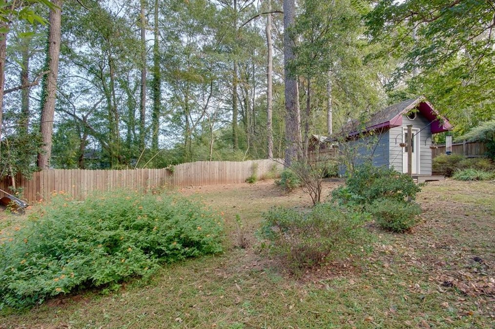 3042 Vine Cir, Decatur GA  30033-5135 exterior