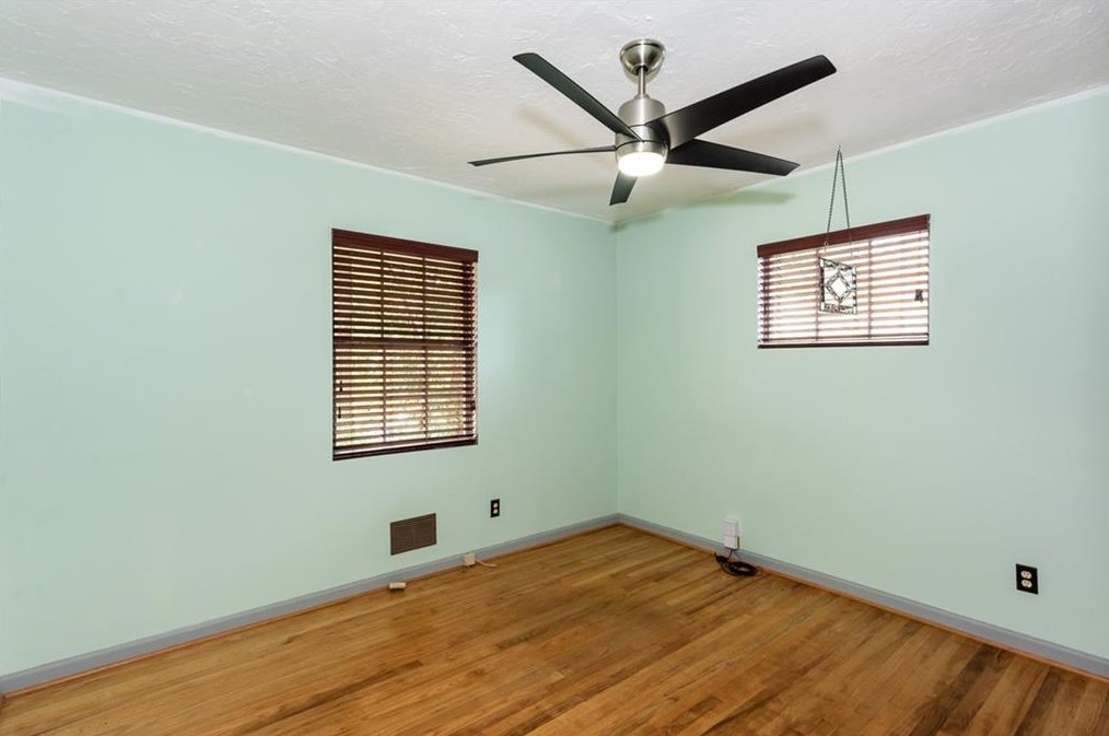 3042 Vine Cir, Decatur GA  30033-5135 exterior