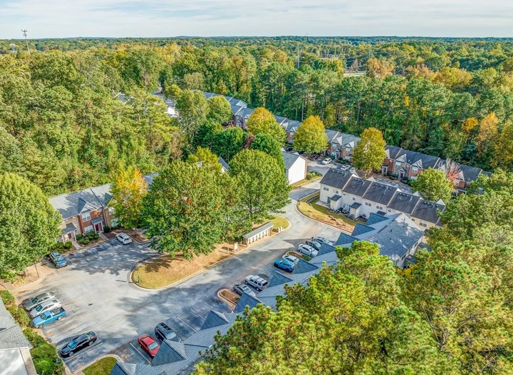 2033 Austin Park Cir, Decatur GA  30032-5197 exterior