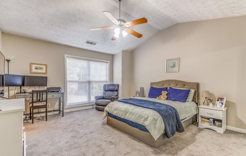 2033 Austin Park Cir, Decatur GA  30032-5197 exterior