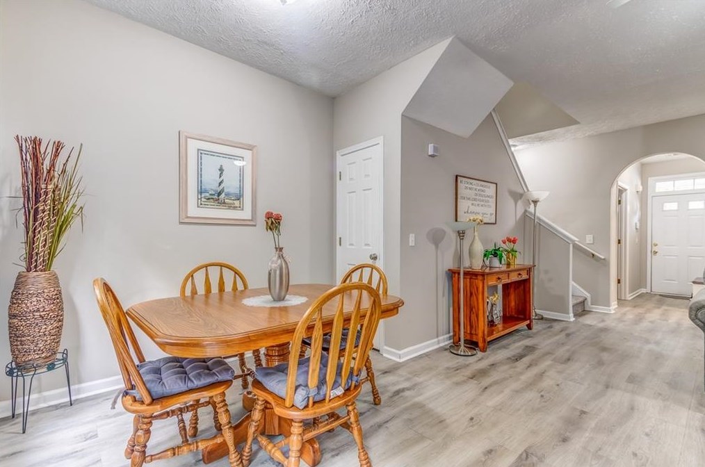 2033 Austin Park Cir, Decatur GA  30032-5197 exterior