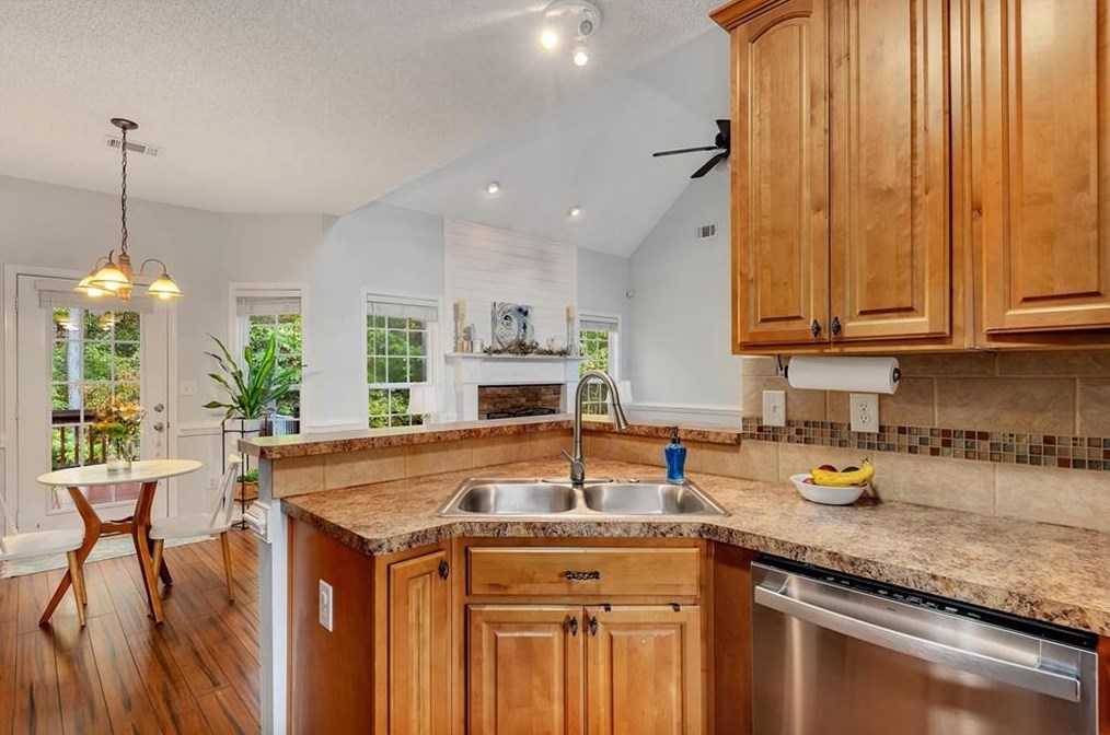 66 Bennett Way, Dallas GA  30132-0291 exterior