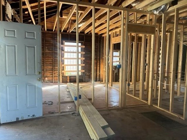 884 Thurmond St, Atlanta GA  30314-3411 exterior