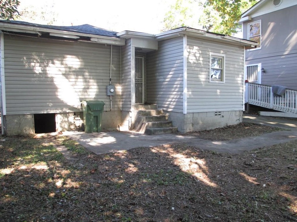 884 Thurmond St, Atlanta GA  30314-3411 exterior