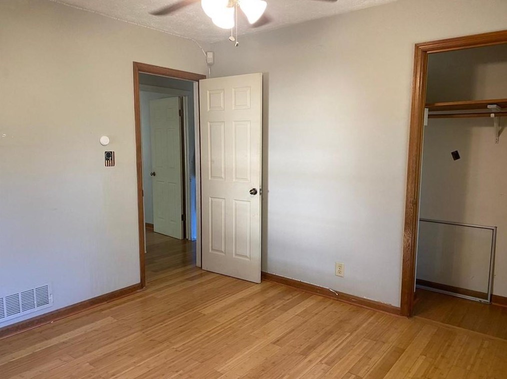 3423 Creek View Dr, Lawrenceville GA  30044 exterior