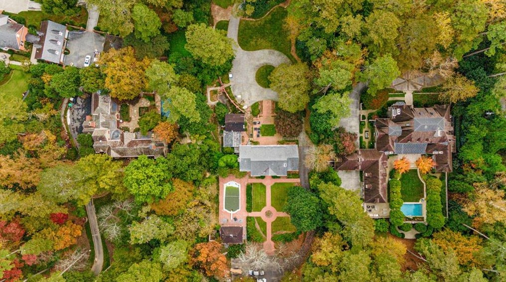 3488 Tuxedo Rd, Atlanta GA  30305-1051 exterior