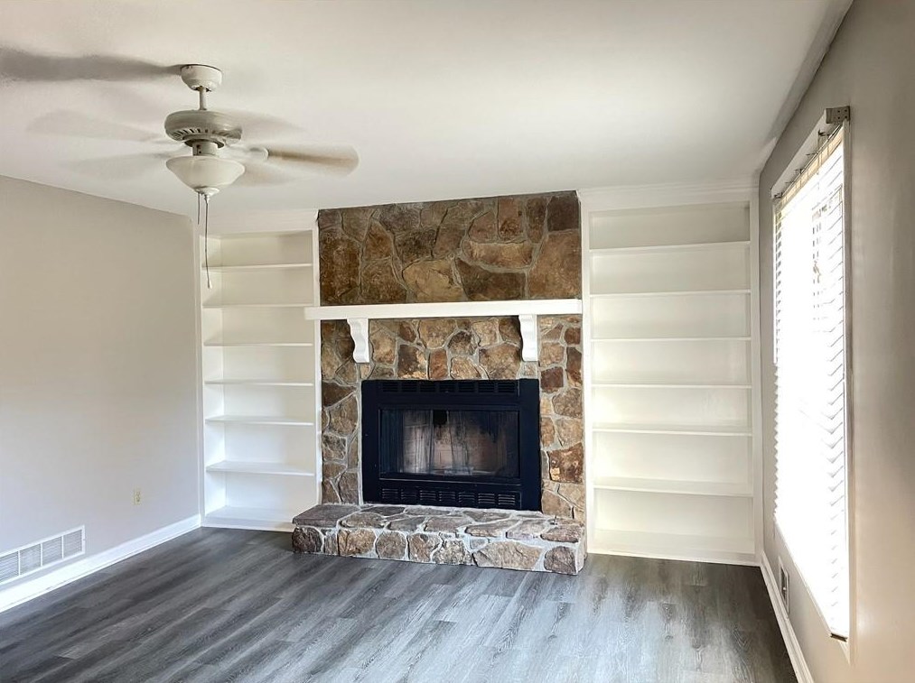 121 Southfork Dr, Tennille, GA 31089
