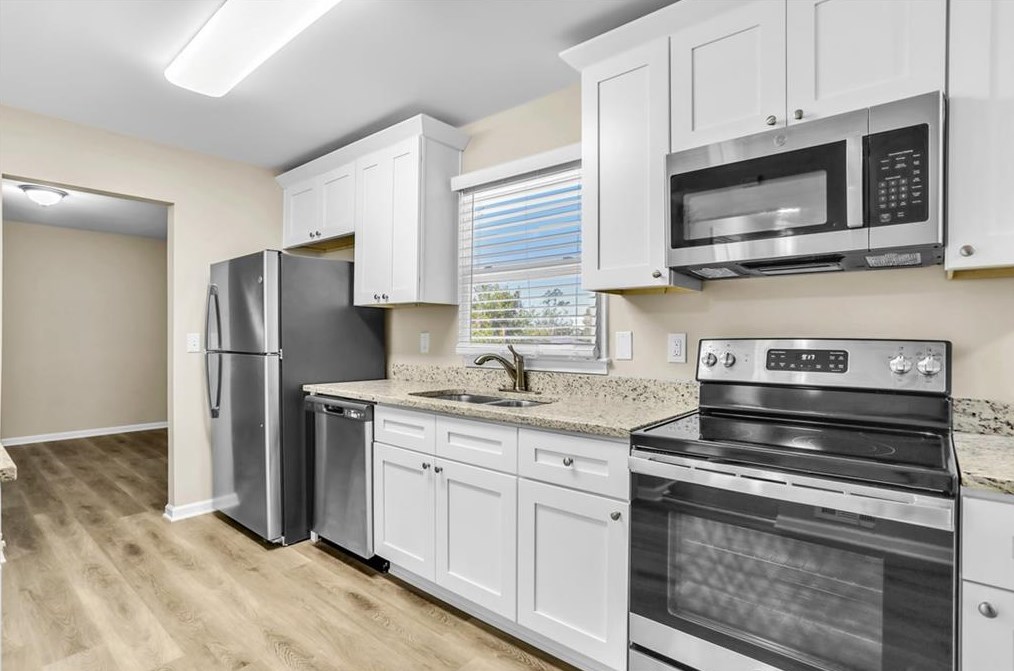 4127 Windsor Castle Way, Decatur GA  30034-5363 exterior