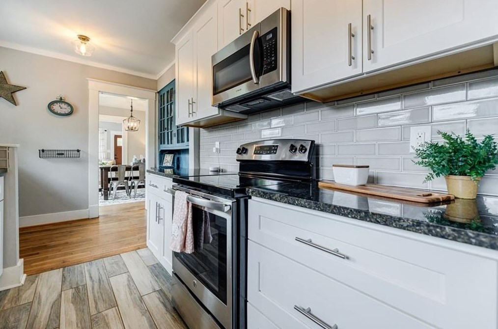 1570 Olympian Way, Atlanta GA  30310-2478 exterior