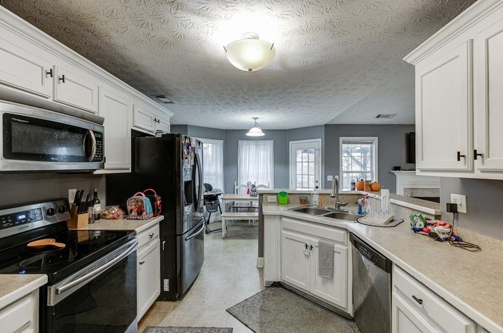 1015 Jasmine Dr, Jefferson GA  30549-9015 exterior