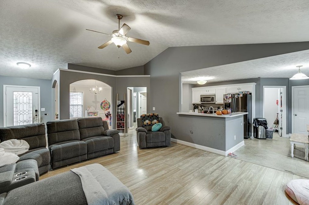 1015 Jasmine Dr, Jefferson GA  30549-9015 exterior