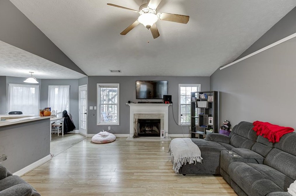 1015 Jasmine Dr, Jefferson GA  30549-9015 exterior