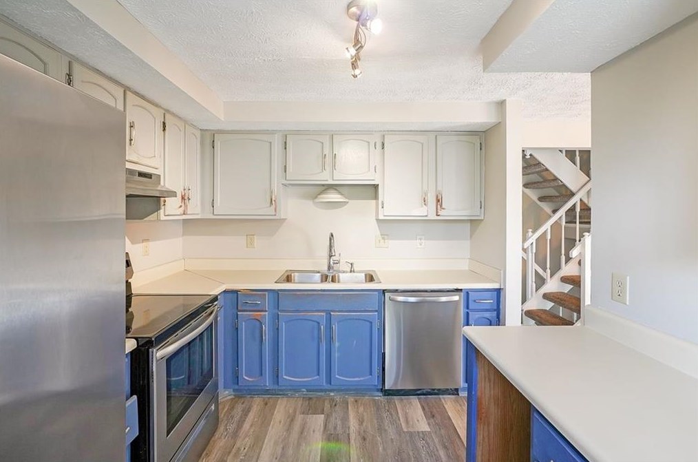 2847 Royal Path Ct, Decatur GA  30030-4184 exterior