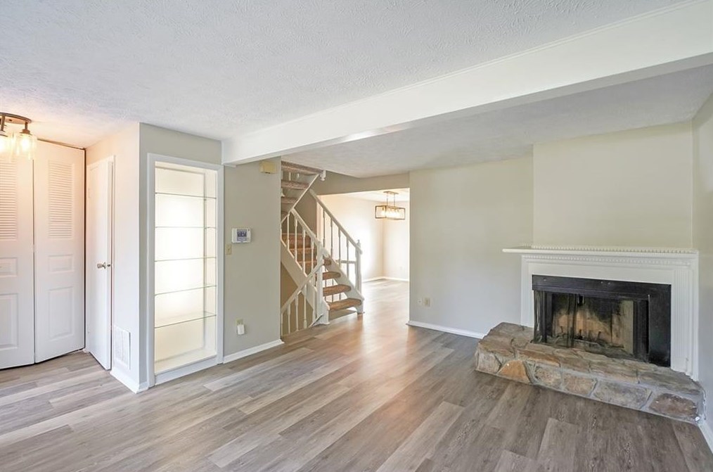 2847 Royal Path Ct, Decatur GA  30030-4184 exterior