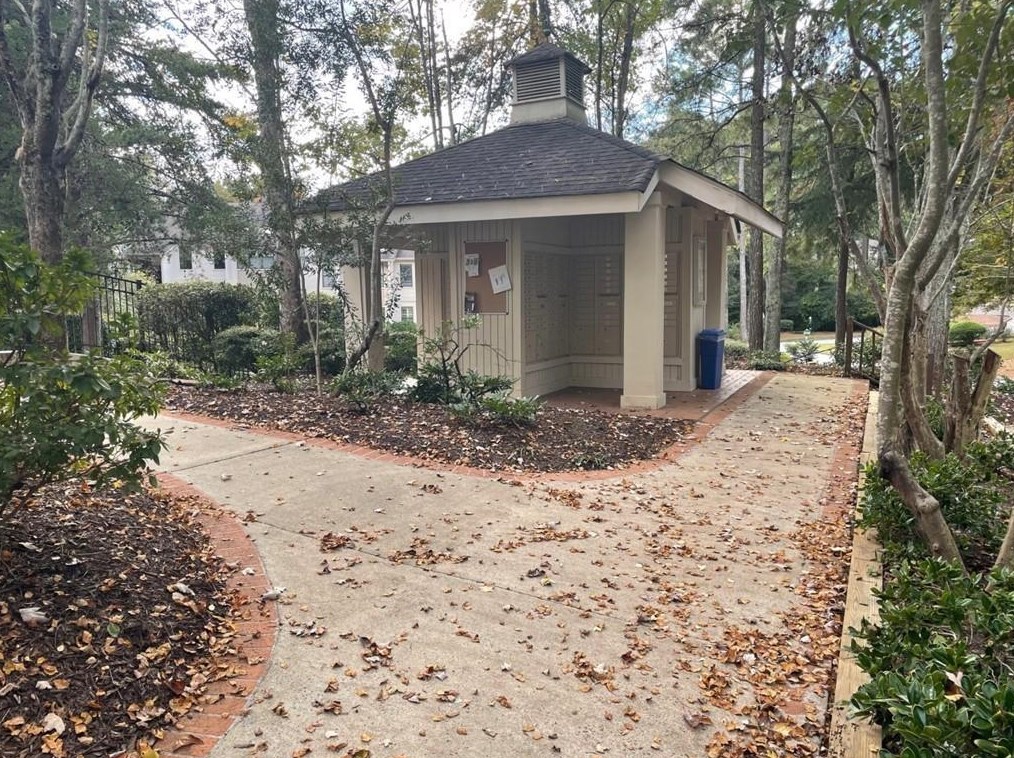 1311 Old Hammond Chase, Atlanta GA  30350-4955 exterior