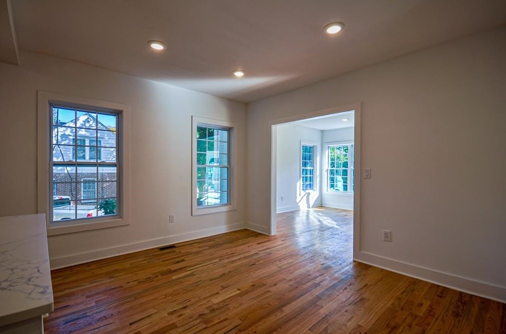 1473 Westview Dr, Atlanta GA  30310-1374 exterior