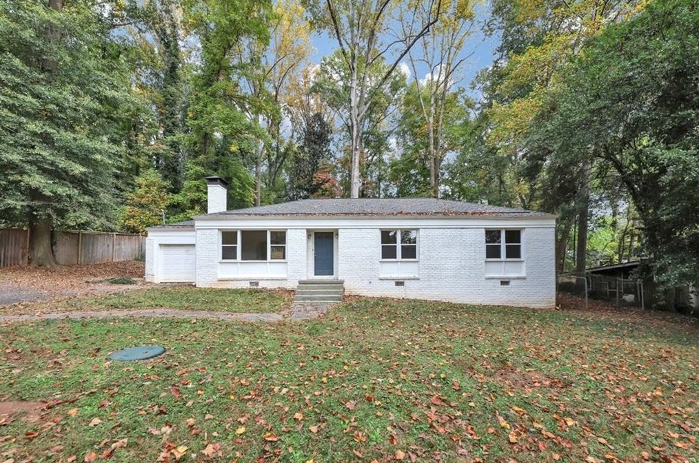 726 Windsor Pkwy, Atlanta GA  30342-2804 exterior