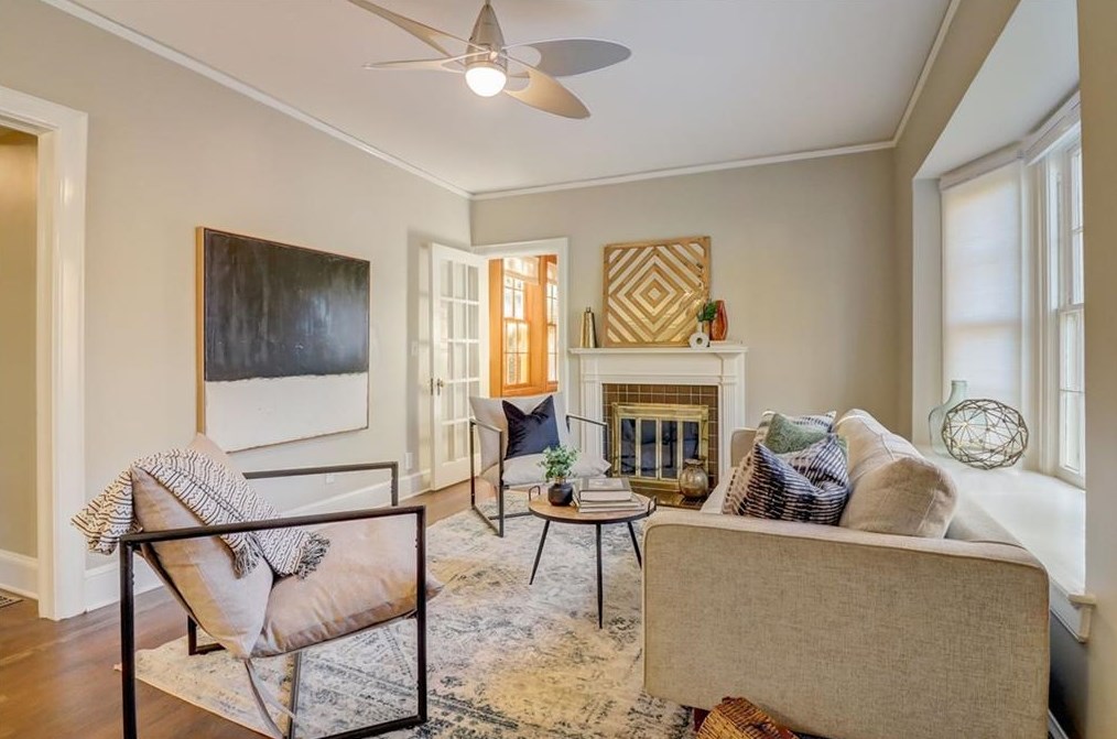 204 Shadowmoor Dr, Decatur GA  30030-3849 exterior