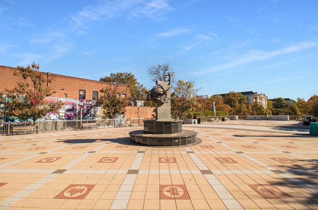 2782 Tilson Rd, Decatur GA  30032-5506 exterior