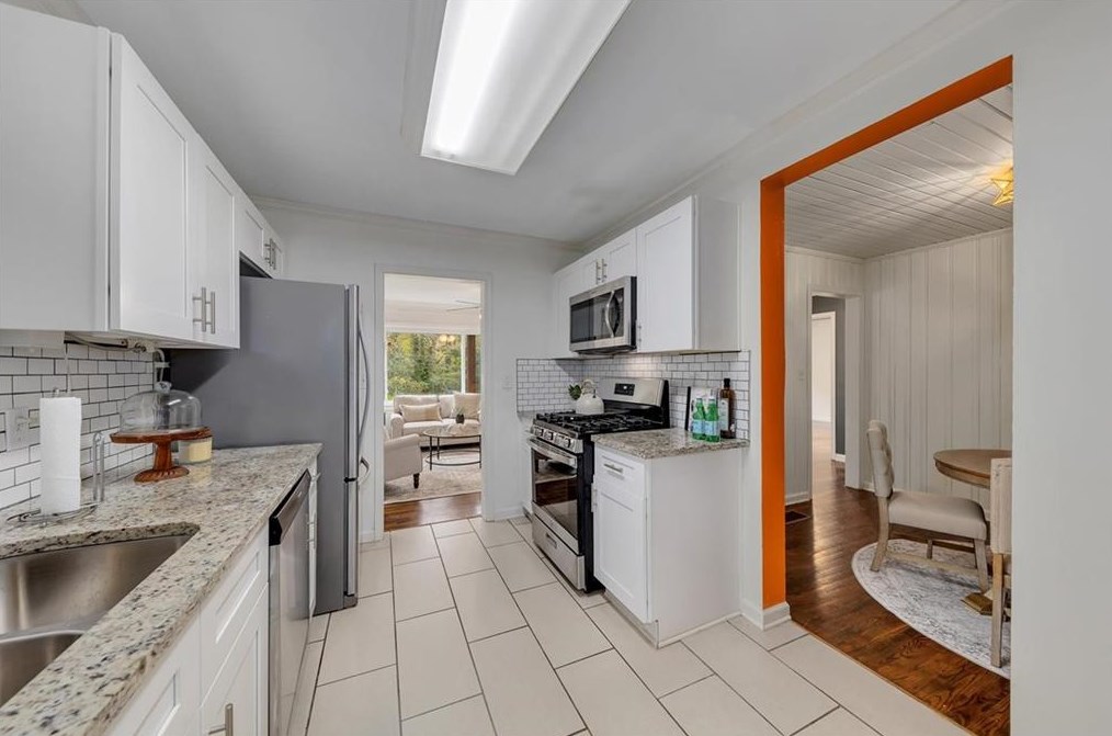 3443 Bennington Dr, Decatur GA  30032-2561 exterior