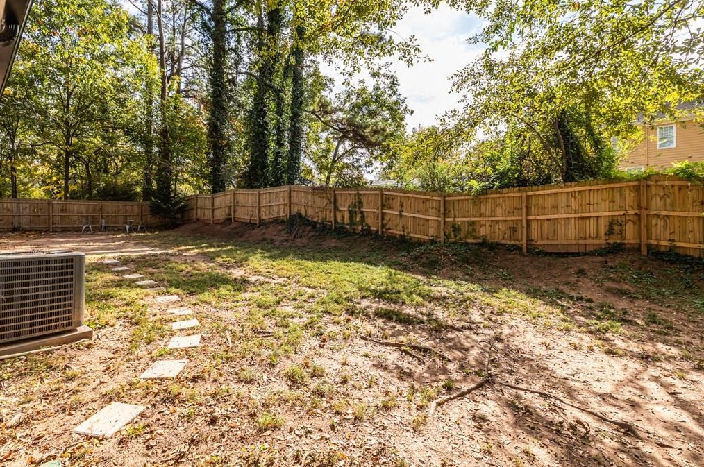 1991 Capri Dr, Decatur GA  30032-5209 exterior