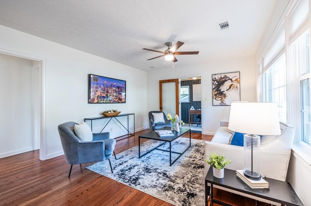 1991 Capri Dr, Decatur GA  30032-5209 exterior