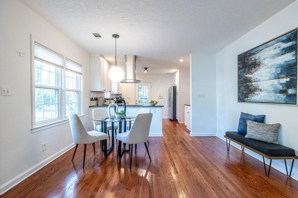 1991 Capri Dr, Decatur GA  30032-5209 exterior