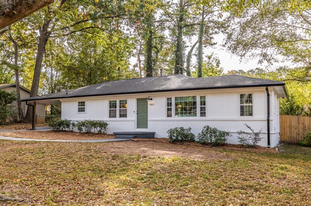 1991 Capri Dr, Decatur GA  30032-5209 exterior