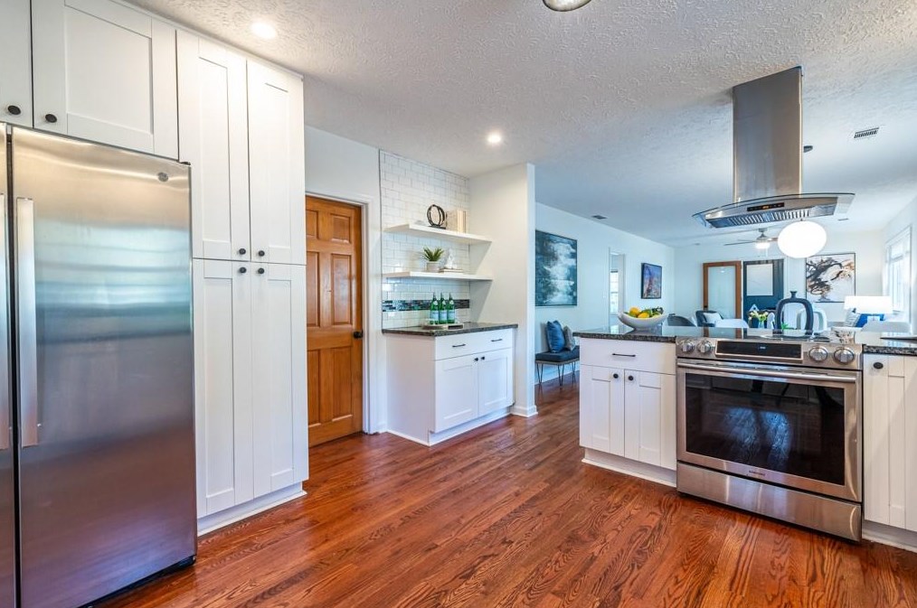 1991 Capri Dr, Decatur GA  30032-5209 exterior