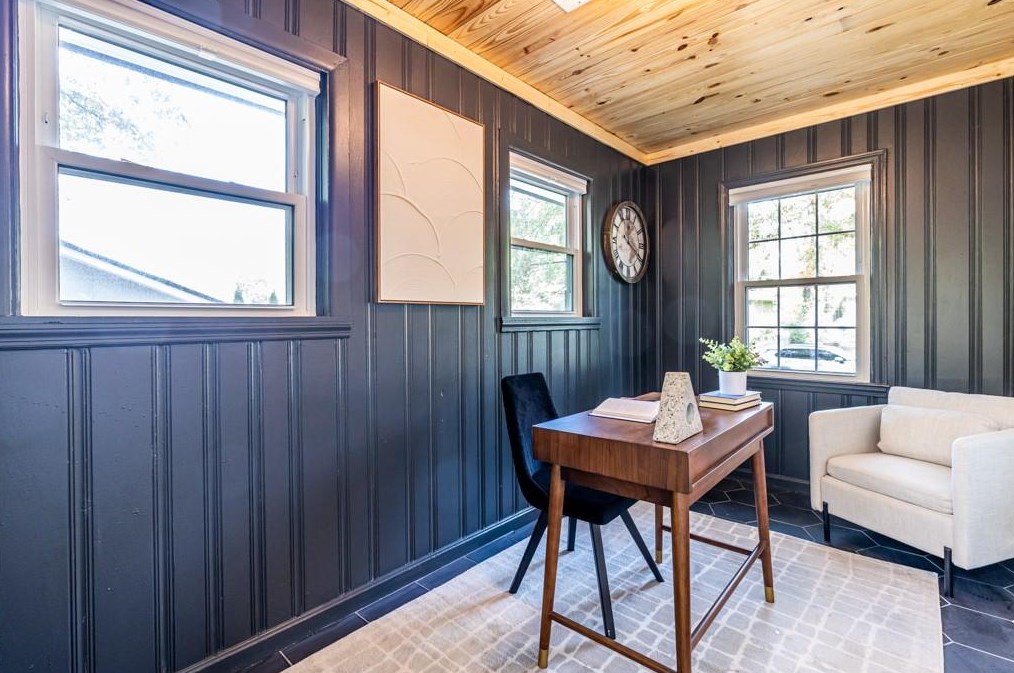 1991 Capri Dr, Decatur GA  30032-5209 exterior