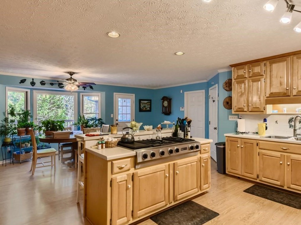 2568 Scheaffer Rd, Conyers GA  30012-2607 exterior