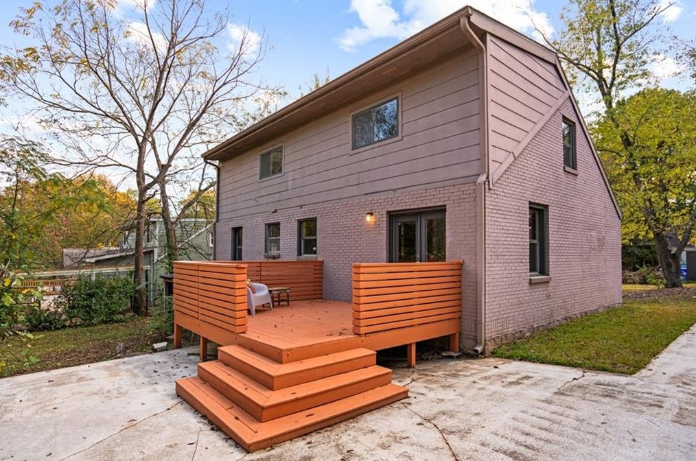 2048 Cogar Dr, Decatur GA  30032-3925 exterior