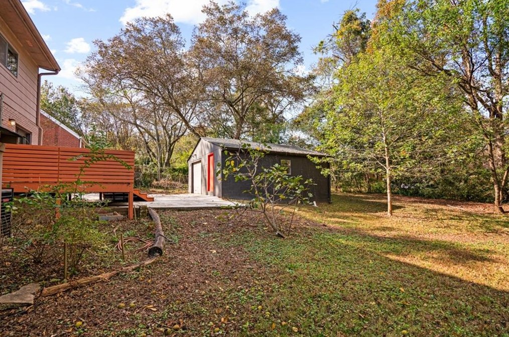 2048 Cogar Dr, Decatur GA  30032-3925 exterior