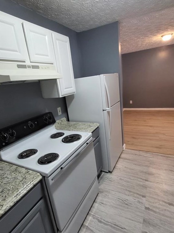 9104 Waldrop Pl, Decatur GA  30034-7422 exterior