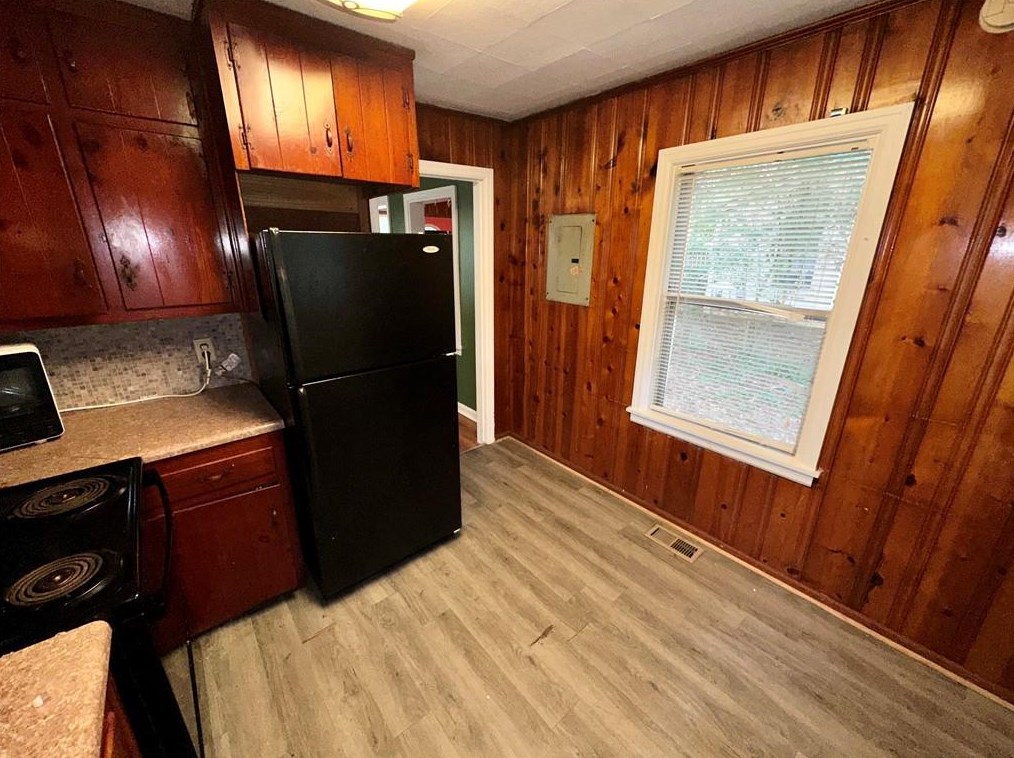 4189 Lindsey Dr, Decatur GA  30035-1922 exterior