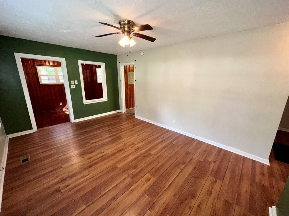 4189 Lindsey Dr, Decatur GA  30035-1922 exterior