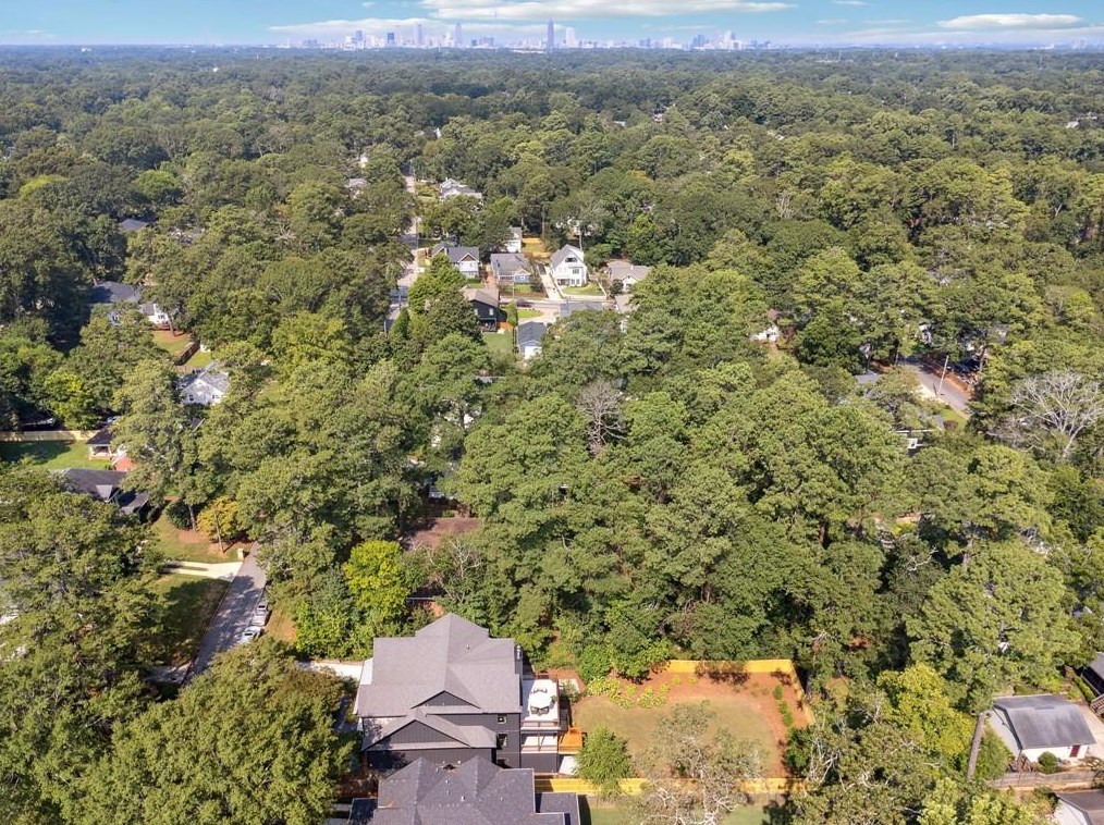 432 Pharr Rd, Decatur GA  30030-4426 exterior