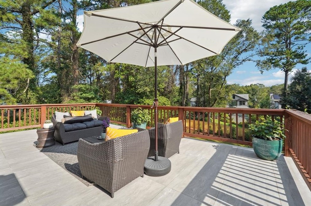 432 Pharr Rd, Decatur GA  30030-4426 exterior