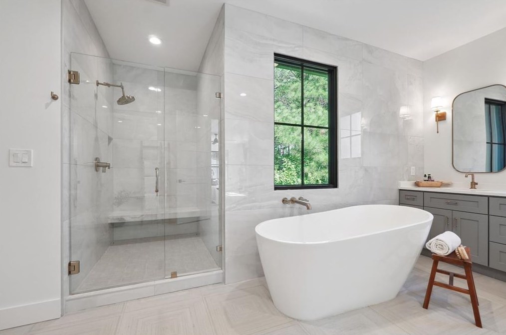 432 Pharr Rd, Decatur GA  30030-4426 exterior