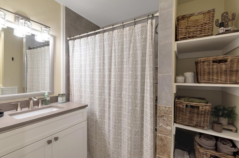 2753 Hawaii Ct, Decatur GA  30033-2315 exterior