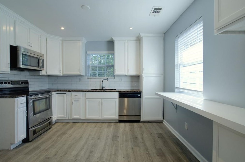 1170 Windsor St, Atlanta GA  30310-3638 exterior