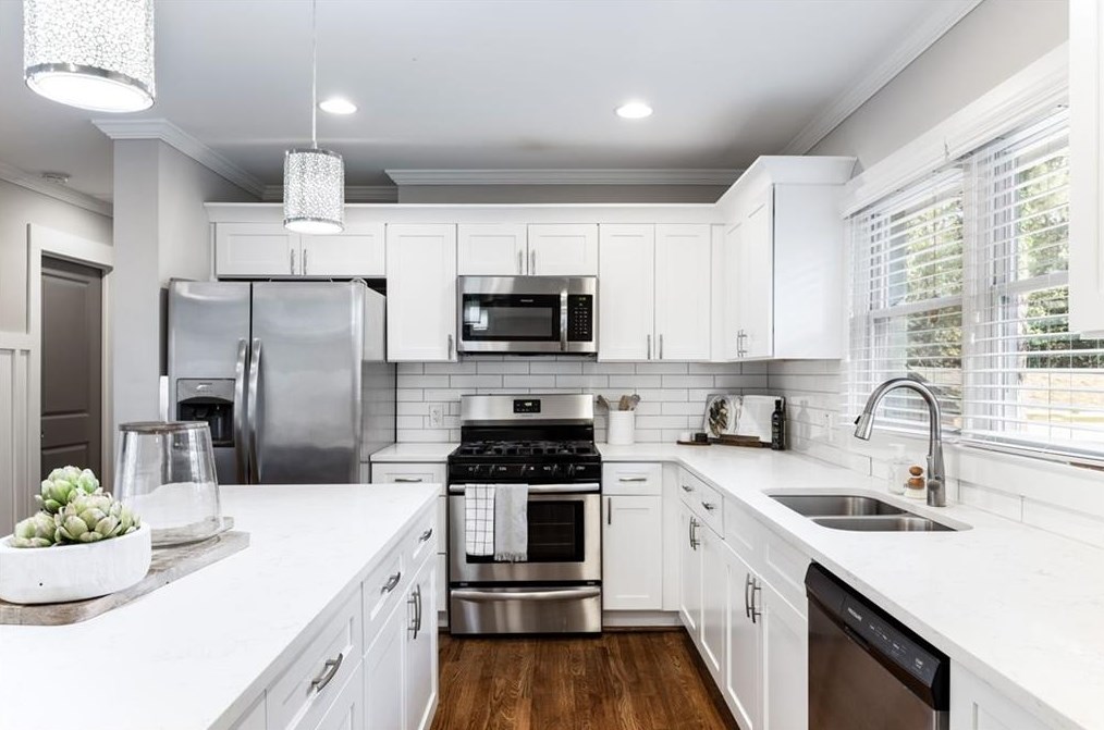 3077 Hamilton Rd, Decatur GA  30032-2832 exterior