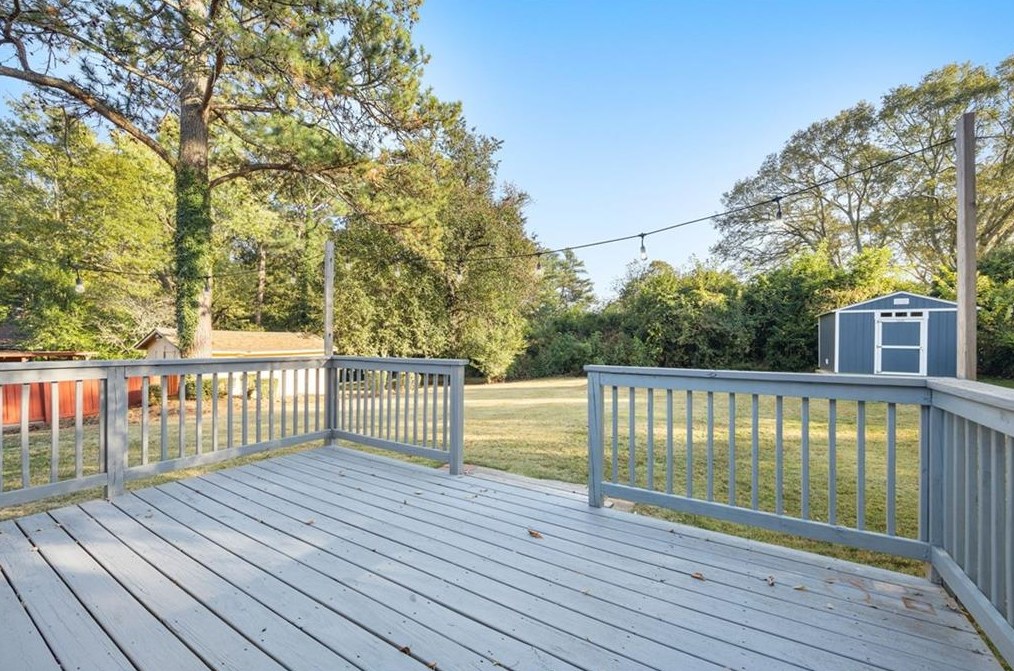 3077 Hamilton Rd, Decatur GA  30032-2832 exterior