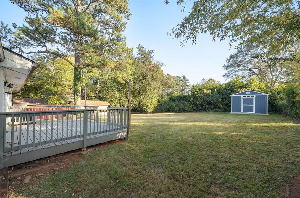 3077 Hamilton Rd, Decatur GA  30032-2832 exterior