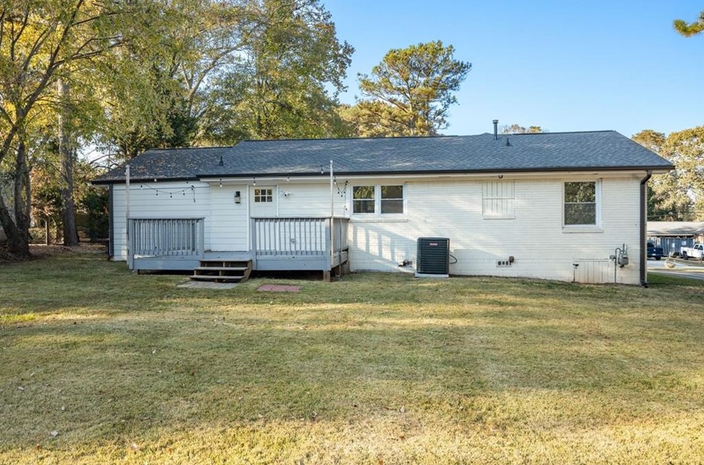 3077 Hamilton Rd, Decatur GA  30032-2832 exterior