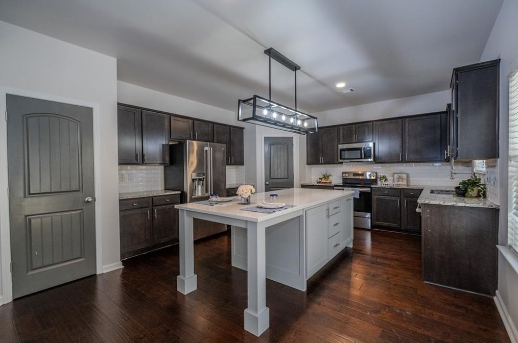 2065 Villa Spring Ct, Dacula GA  30019 exterior