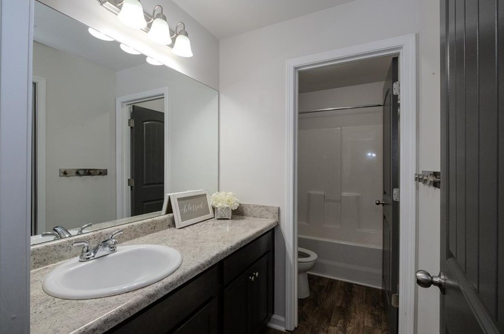 2065 Villa Spring Ct, Dacula GA  30019 exterior