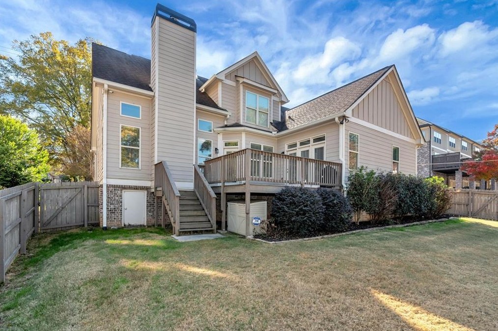 1411 Hawthorne Ave, Smyrna GA  30080-2137 exterior